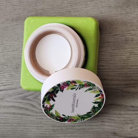 BareMinerals Original Mineral Foundation Neutral tan 21 - Picture 3 of 6